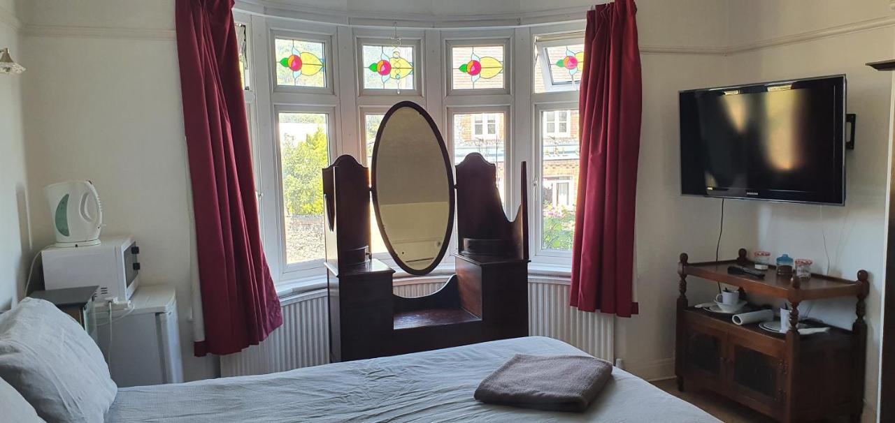 Private Rooms Just 19 Minutes From Central London Northfleet Luaran gambar