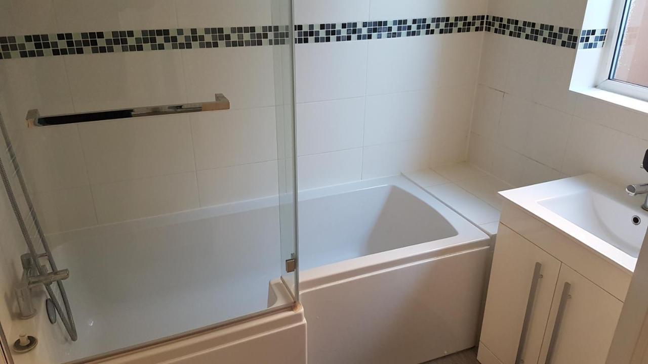 Private Rooms Just 19 Minutes From Central London Northfleet Luaran gambar